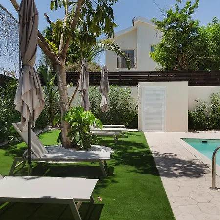 Phaedrus Living Luxury Bay Paralimni