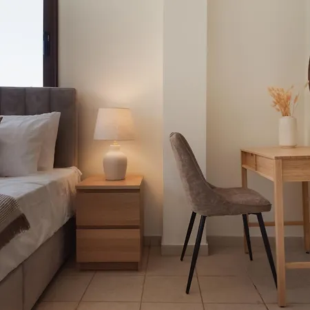 Phaedrus Living Luxury Bay